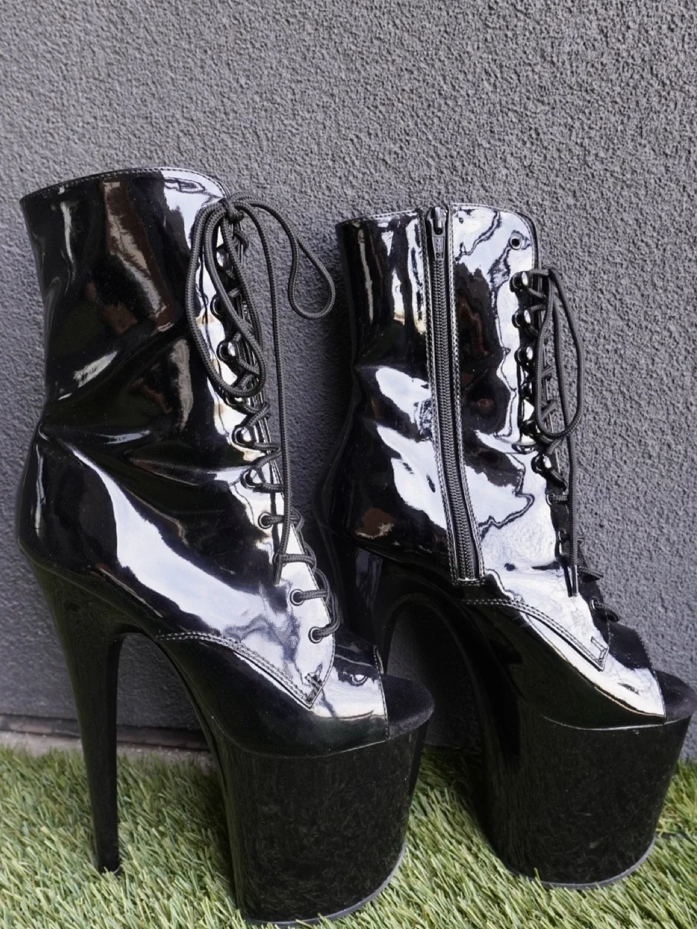 Flamingo 1021 Black Patent Platform Lace-Up Ankle Boots